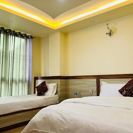Hotel Balgopal Катманду Екстер'єр фото