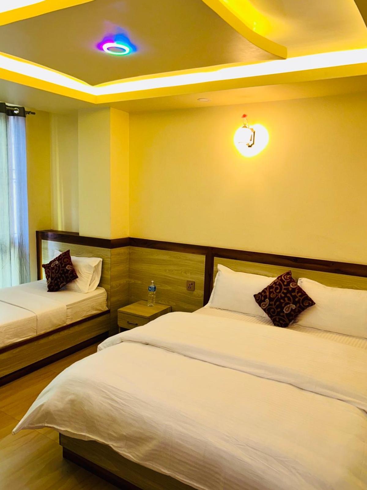 Hotel Balgopal Катманду Екстер'єр фото