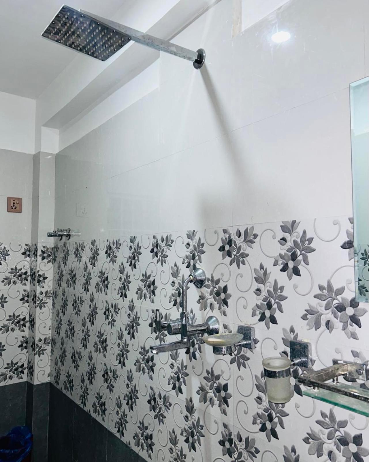 Hotel Balgopal Катманду Екстер'єр фото